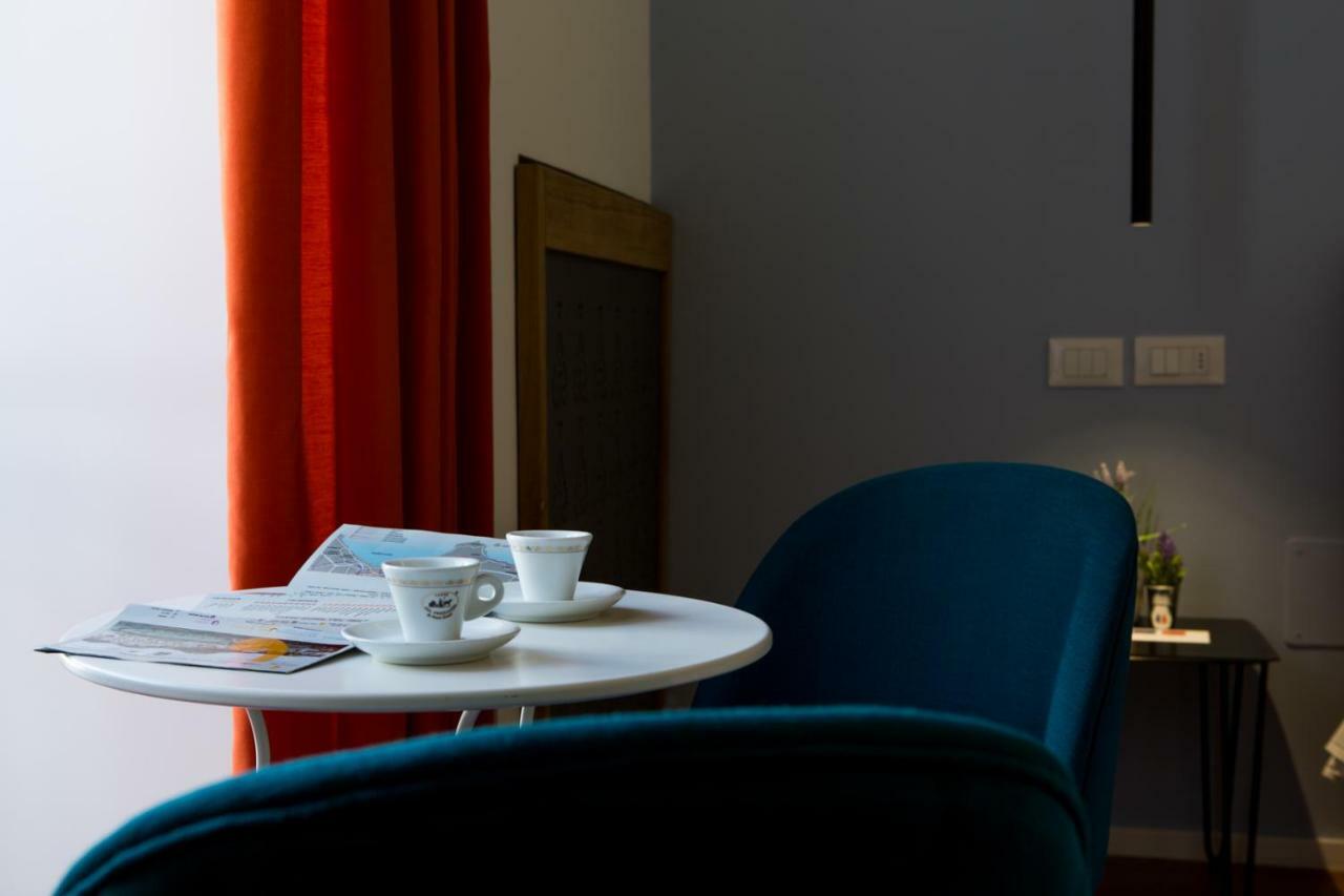 Duetto Al Duomo Hotell Napoli Eksteriør bilde