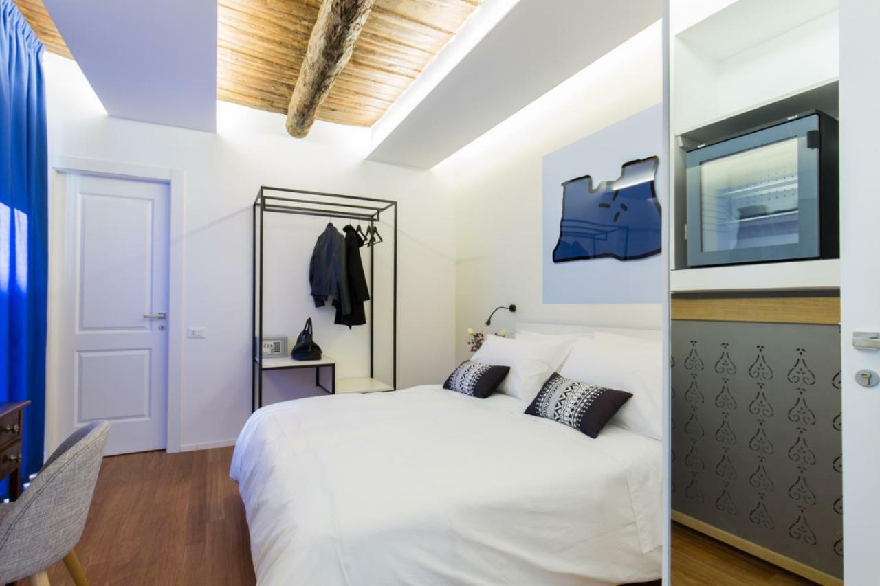 Duetto Al Duomo Hotell Napoli Eksteriør bilde