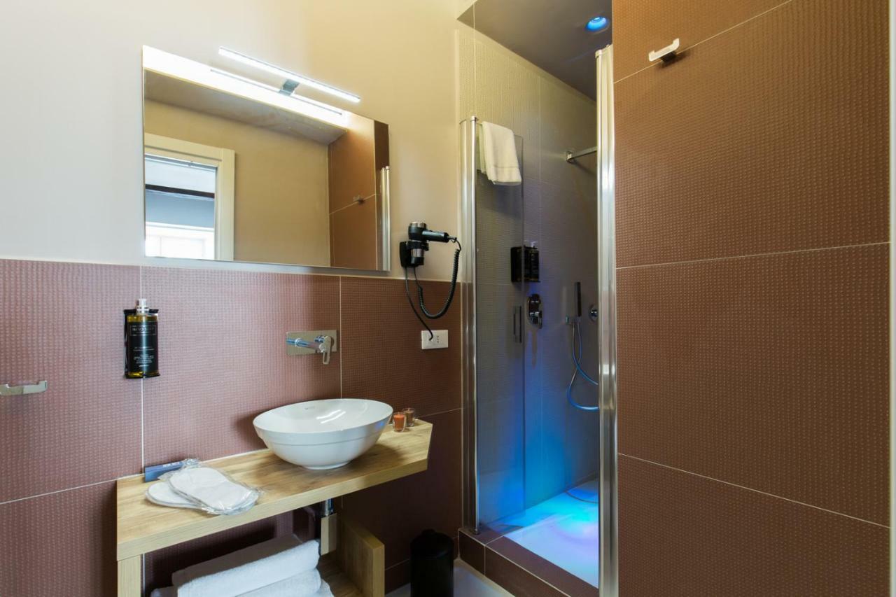 Duetto Al Duomo Hotell Napoli Eksteriør bilde