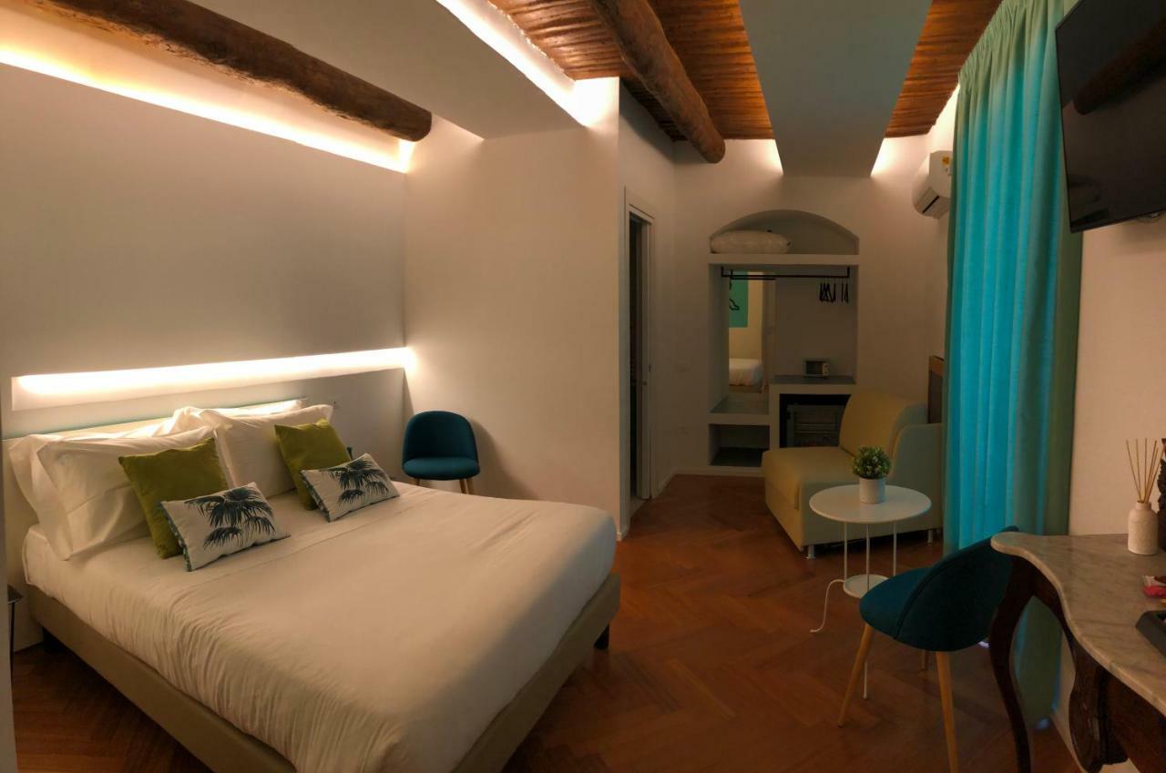 Duetto Al Duomo Hotell Napoli Eksteriør bilde