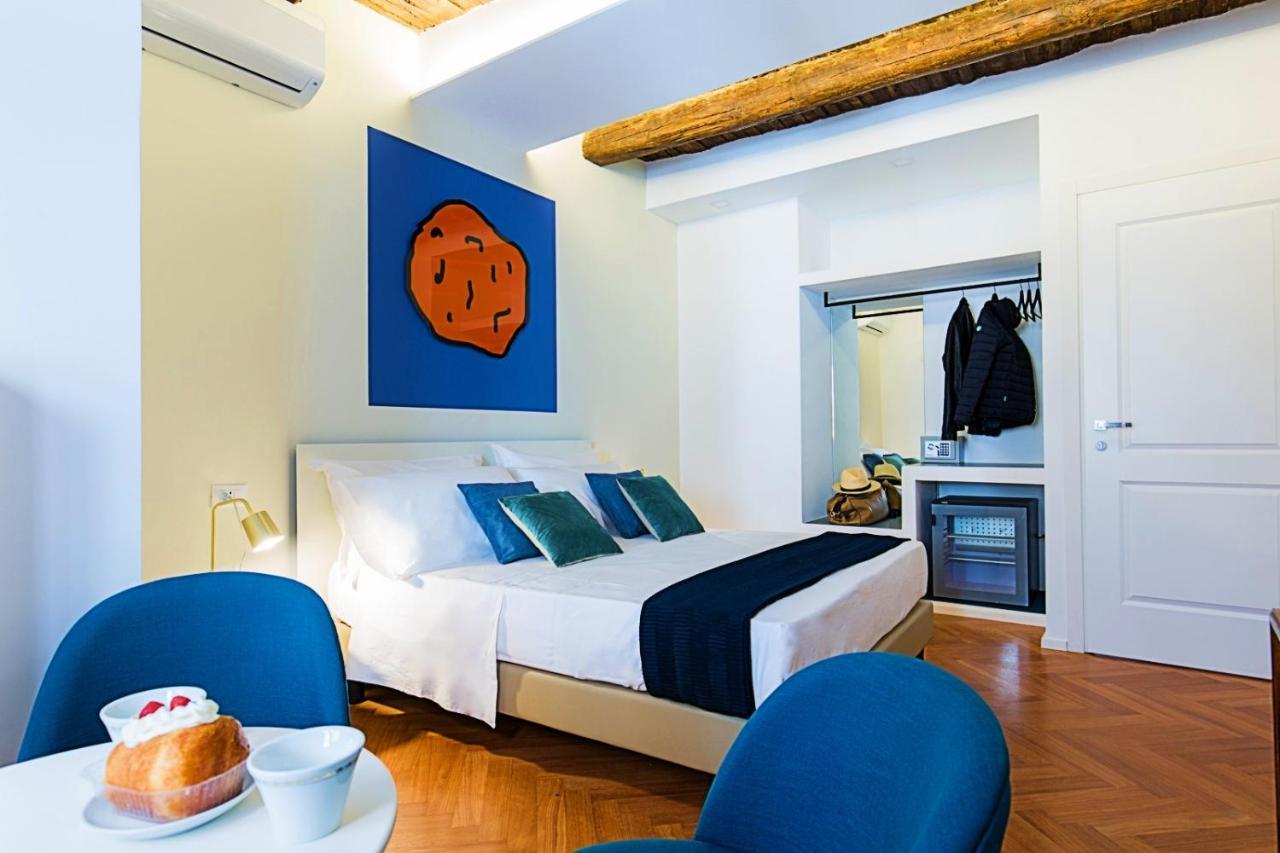 Duetto Al Duomo Hotell Napoli Eksteriør bilde
